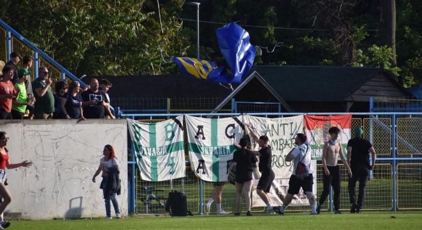 Botrány a Pápa-Haladás meccsen? Paprikaspray kontra zászlózsákmányolás