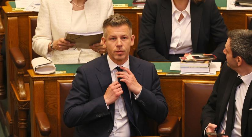 Magyar Péter első beszéde az Országgyűlésben - élő