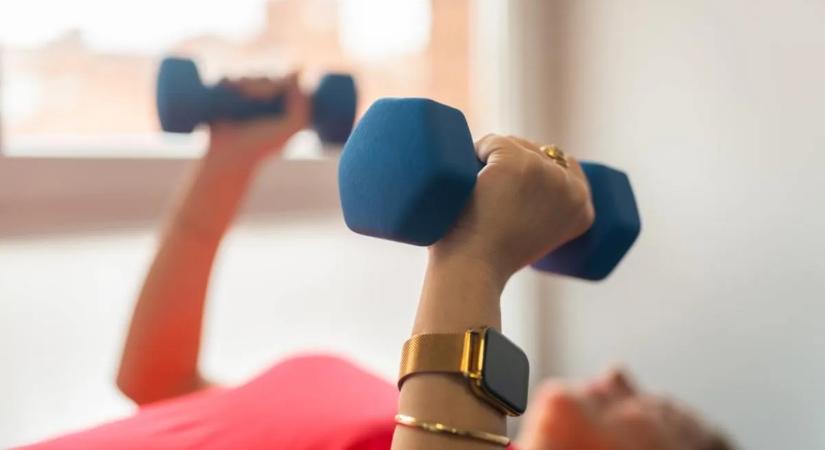 Menopauza: ez a legfontosabb testmozgás, ami segíthet a csontritkulás megelőzésében