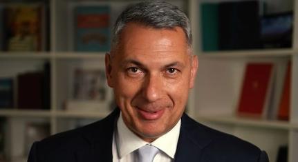 Lázár János lemondott