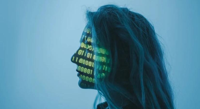 Hétköznapi nőket is levetkőztettek az MI-alapú pornógyárosok