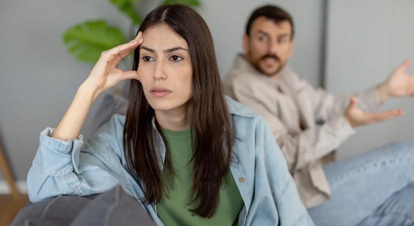 "Ki nem állhatom a bátyám barátnőjét: teljesen tönkreteszi a családunkat!"