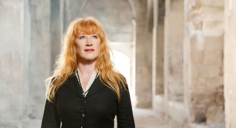 Budapestre jön Loreena McKennitt
