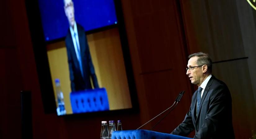 Varga Mihály szerint érzékelik a pozitív változásokat, de a kamatvágáshoz még túl sok a bizonytalanság