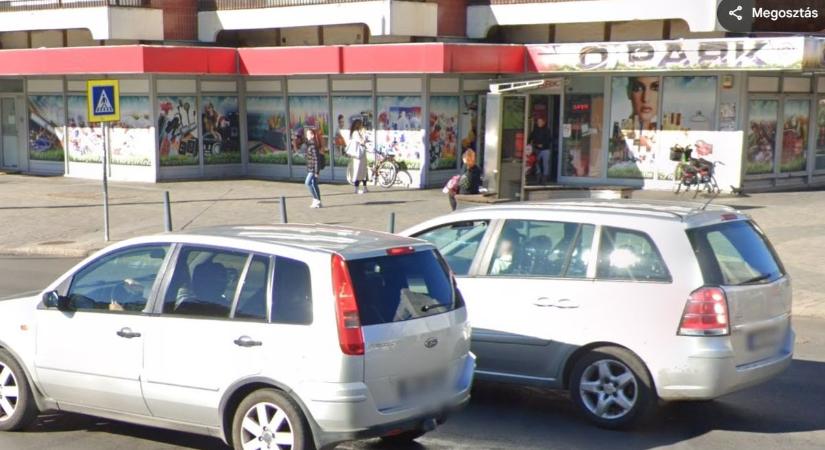 Nyíregyházán mindenki egy hölgy hátsóját keresi – még fotó is készült róla!