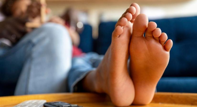 Nem egyforma a gyerek lába! – Ez normális?