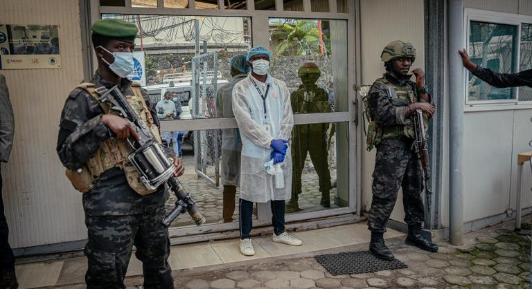 Egyelőre nem látszik az ebolajárvány vége, de nem kell rettegni tőle