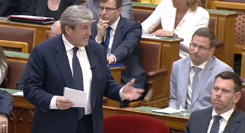 Kapitány István a 480 forintos benzinárról: A kampány már régen volt!