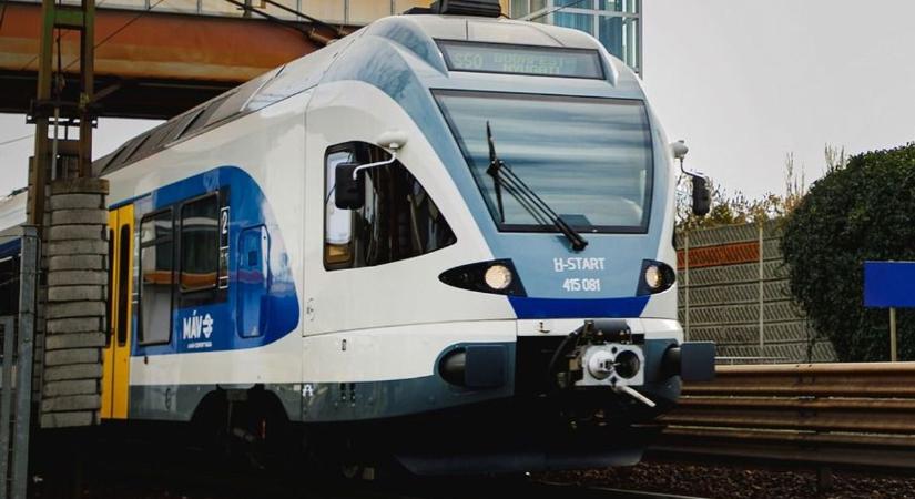 Több győri vonat is késik, meghibásodott egy váltó
