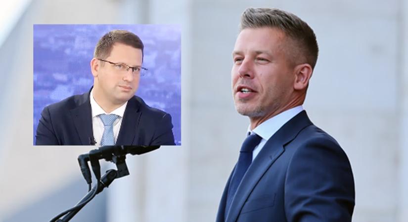 Csúnyán összebalhézott Magyar Péter és Gulyás Gergely a Parlamentben: most jött, és ez nem semmi