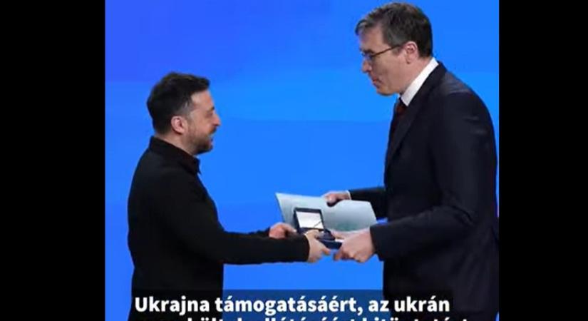 Zelenszkij kitüntette Budapestet, Karácsony Gergely Kijevben vette át az elismerést