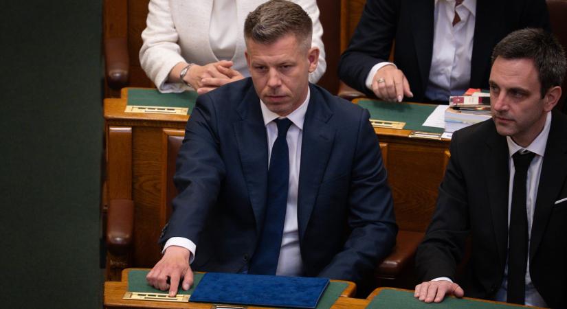 „Hol van Orbán Viktor, a bukott utcai harcos?”: nem ereszt a múlton Magyar Péter