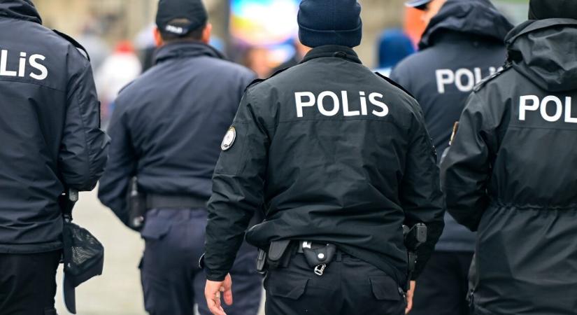 Könnygázzal oszlatta a rendőrség az ellenzéki tüntetést Törökországban