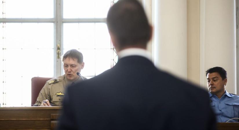 A vád szerint szervezett korrupciós kapcsolatrendszert működtetett a volt győri rendőrkapitány