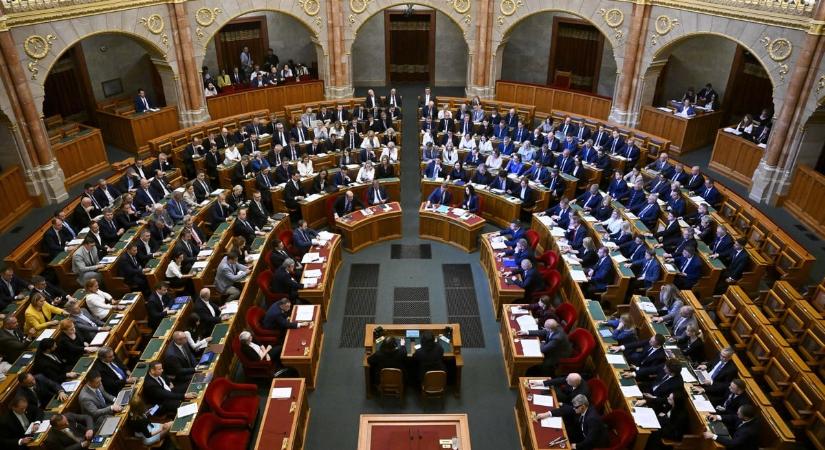 Az MNB működése és a kegyelmi botrány felelősei kapcsán is vizsgálóbizottságok alakulnak