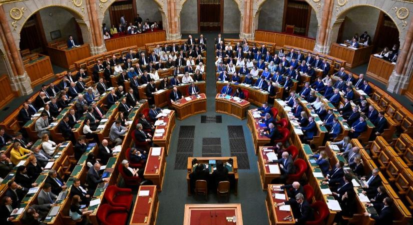 Nem a kormány bukott meg rögtön, hanem az ellenzék!