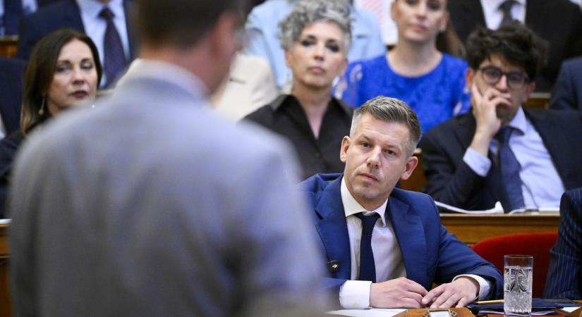 Kiderült, mit mondott Magyar Péter Gulyás Gergelynek