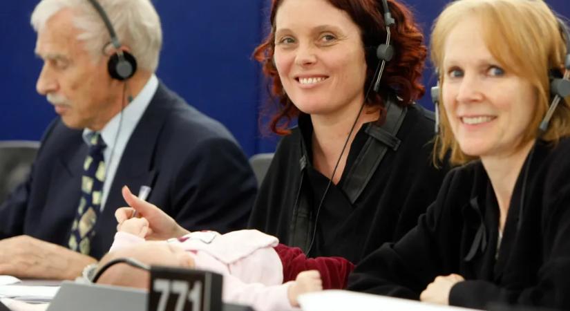 A tagállamok testülete is jóváhagyta, hogy meghatalmazottal szavazhassanak a kismamák az EP-ben