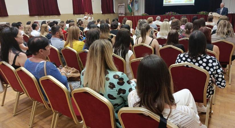A korai fejlesztés és felismerés szükségességéről egyeztettek Berettyóújfaluban