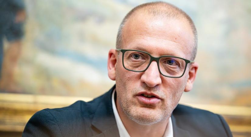Költségvetési biztost nevez ki a kormány a közmédiához