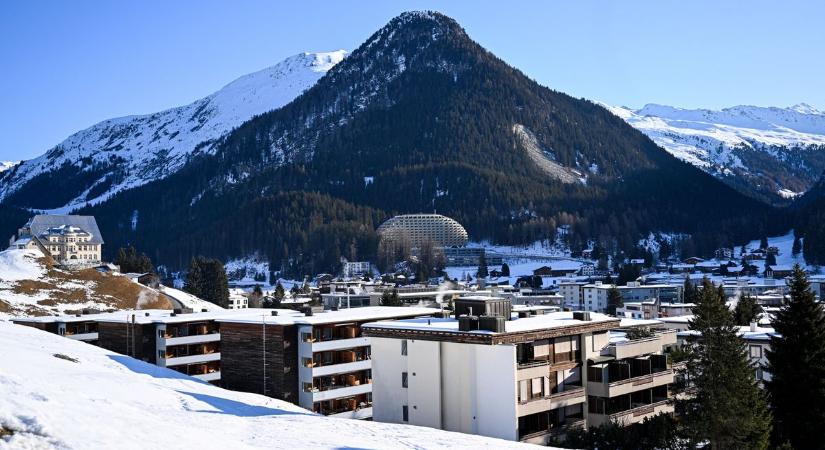 2700 eurót követelt egy vendég, mert nem kapott csapvizet egy ötcsillagos alpesi hotelben