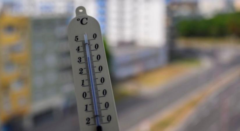 Egyes térségekben hőségriadó lép érvénybe szerdán délután