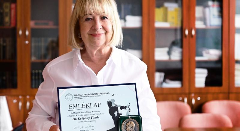 Sántha Kálmán-díjjal ismerték el a Debreceni Egyetem neurológusát