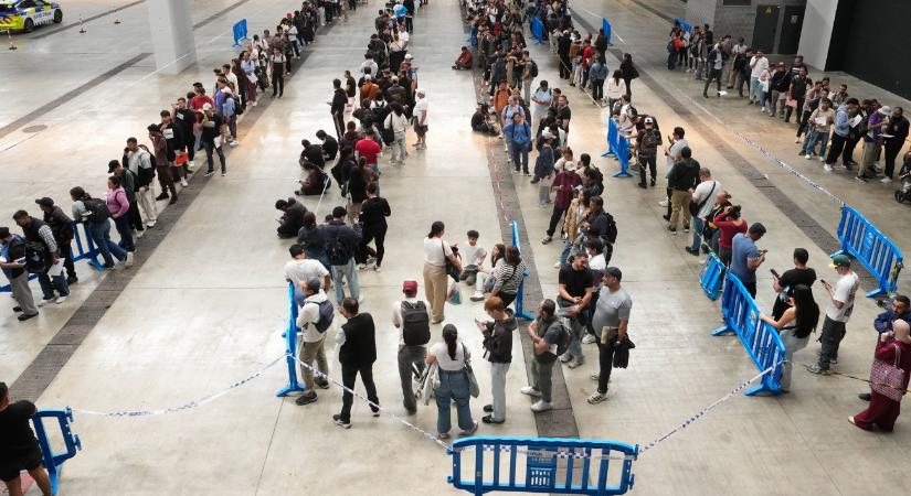 Szokatlan változás zajlik a migránsok útvonalában – és rosszak a kilátások