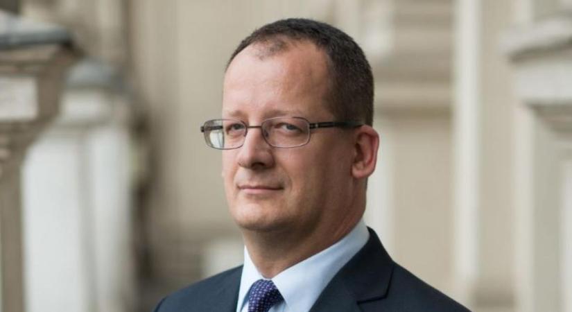 Aratás helyett leszenázsolják a búzát: Így próbálják menteni a menthetőt az állattartók