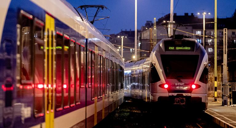 Egy év után visszatért a magyarok kedvenc vonatos alkalmazása, még ha a kezdet nehéz is volt