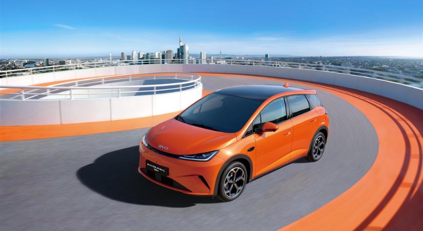 BYD DOLPHIN G DM-i: forradalom a B-szegmensben Európában
