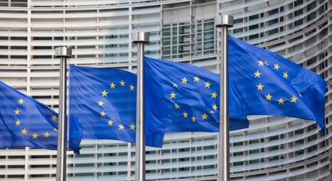 Az EU Tanácsa jóváhagyta, hogy EP-képviselőnők meghatalmazott útján szavazhassanak a szülés előtt és után