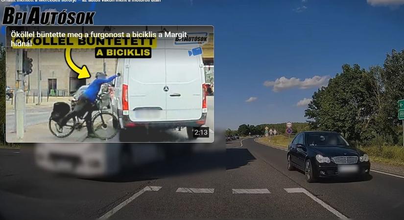 Mercivel mindent lehet? Volt baj a 4-es főúton, videón az elképesztő jelenet