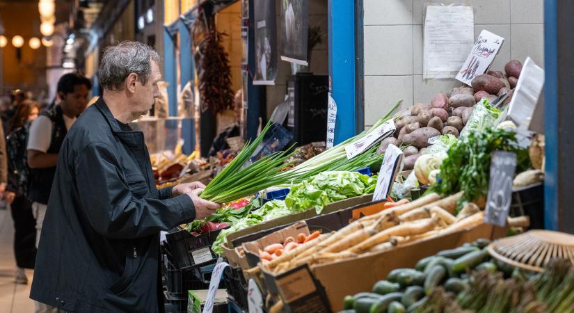 Kiderült, mikor jöhet a nyugdíjas SZÉP-kártya