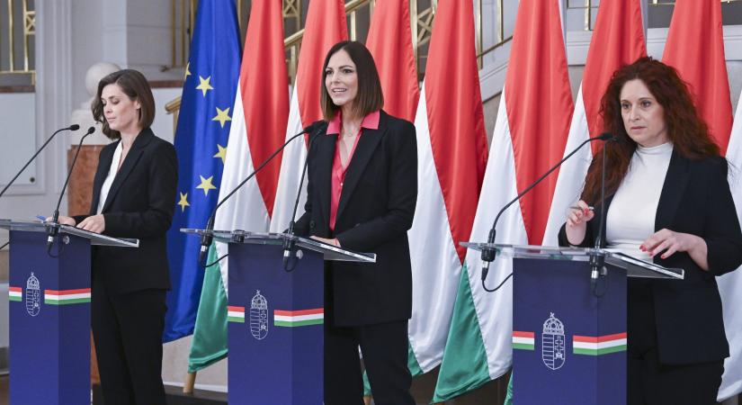 Kormányszóvivő: nyilvánosságra hozzák a kórházi fertőzési adatokat,soron kívüli vizsgálat a mozdonytűz ügyében
