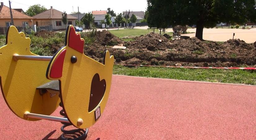 Bővül és megújul a derecskei játszótér