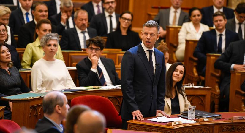 Döntött az Országgyűlés: Magyarország nem lép ki a Nemzetközi Büntetőbíróságból