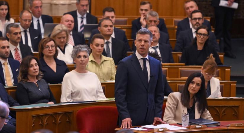 Magyar Péter a parlamentben: „Ezt a mesét még Hollywoodban is megirigyelték volna”