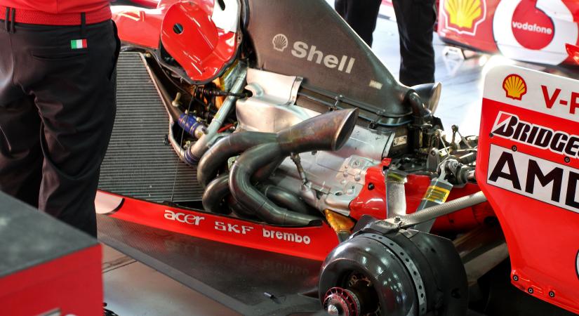 Már az F1-vezér is támogatja a V8-as motorok visszatérését