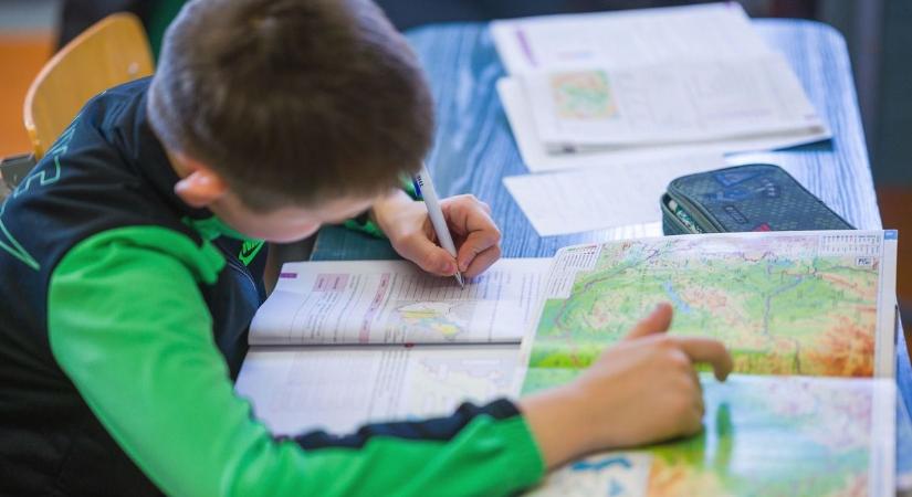 Nyári gyermekfelügyelet: mutatjuk a legfontosabb infókat