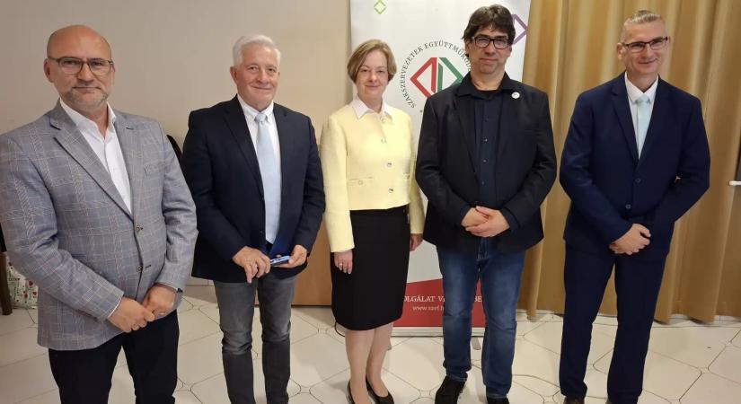 Szakszervezetek nyílt levélben sürgetnek önálló munkaügyi államtitkárságot a Magyar-kormányban
