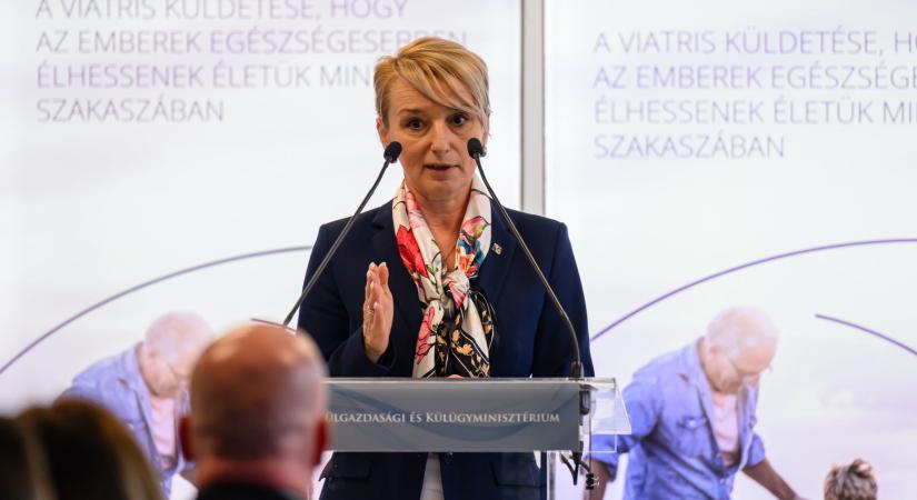 Orbán Czunyinéra bízta a Védvonal vezetését