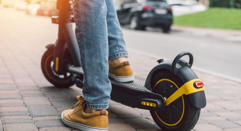 „Mindenütt szikrák és lángok” – A hatgyermekes család álmában csaptak fel a pusztító lángok