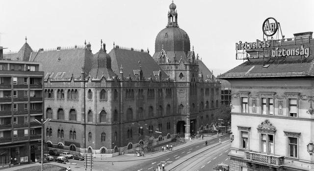 Zsolnay-archívummal újulhat meg az Iparművészeti Múzeum