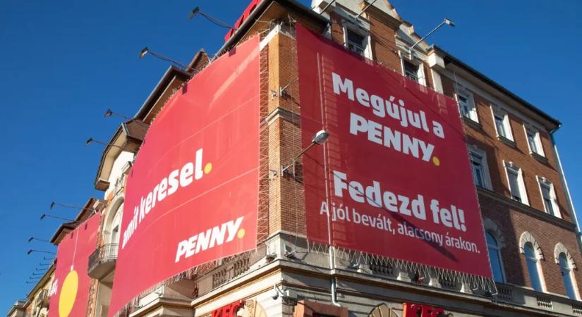 Az önkormányzatok alig várják, hogy Vitézy a kezükbe adja a gigahirdetéseket levágó kést