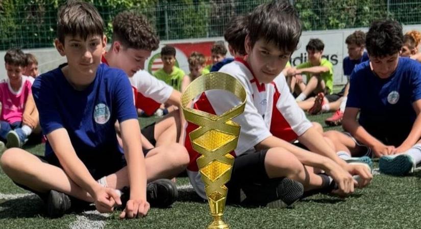 A „Tanár úrra” emlékeztek