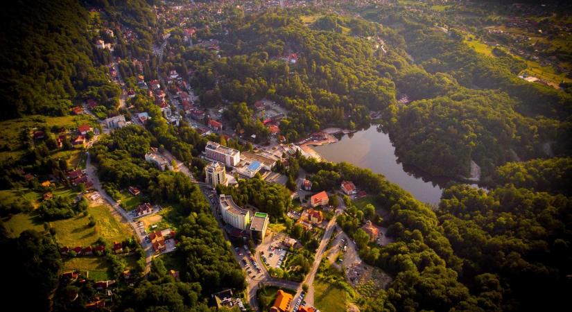 Születésnap: 151 éves a Medve-tó