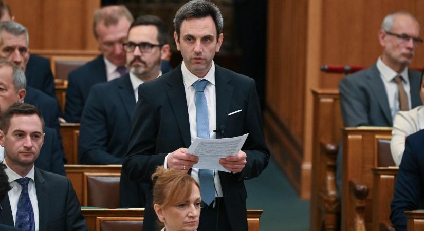 Orbán Viktor is téma volt a parlamentben