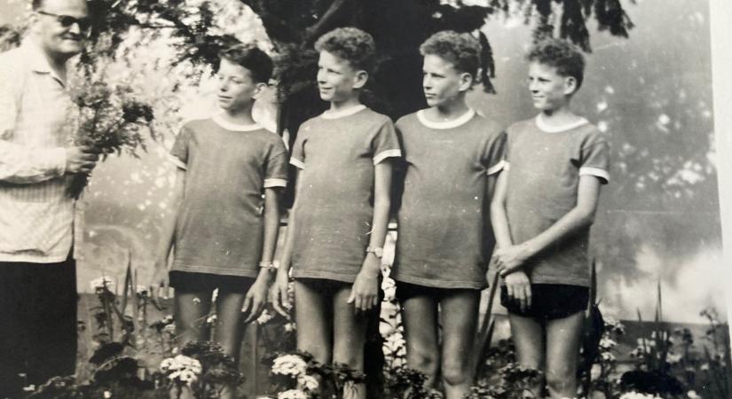 74 évesek a szocialista korszak híres négyes ikrei, a Csordás-testvérek - Így élnek most