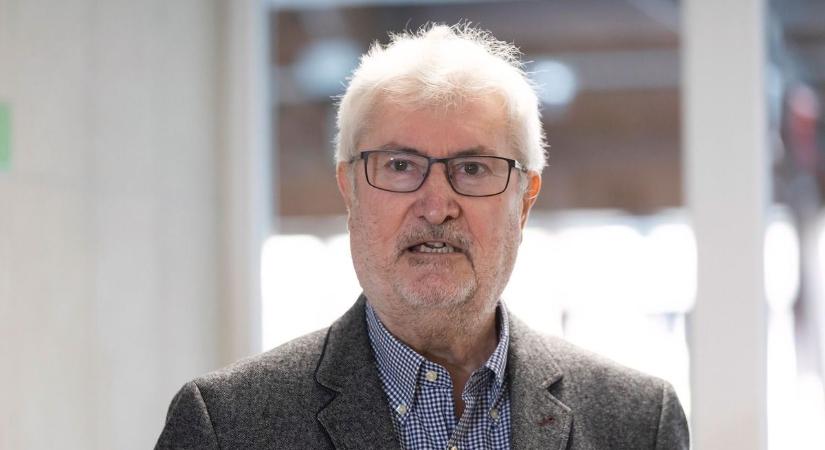 Vitányi István sem hagyta szó nélkül, hogy a Tisza Párt csökkentené a polgármesterek fizetését